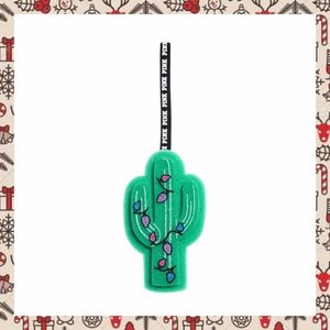 VS PINK Christmas PINK Lit Cactus Sponge